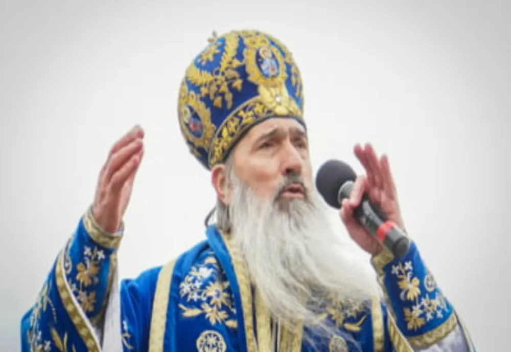 IPS Teodosie anunță noi căi de a bloca dărâmarea "bisericii de pe trotuar" din Constanța