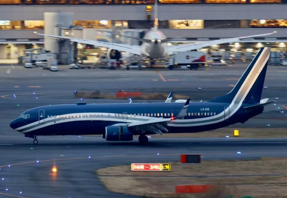 Cum arată avionul VIP cu care Iohannis a plecat în Japonia. Interiorul este FABULOS: cum au reacționat românii la aceste imagini - GALERIE FOTO