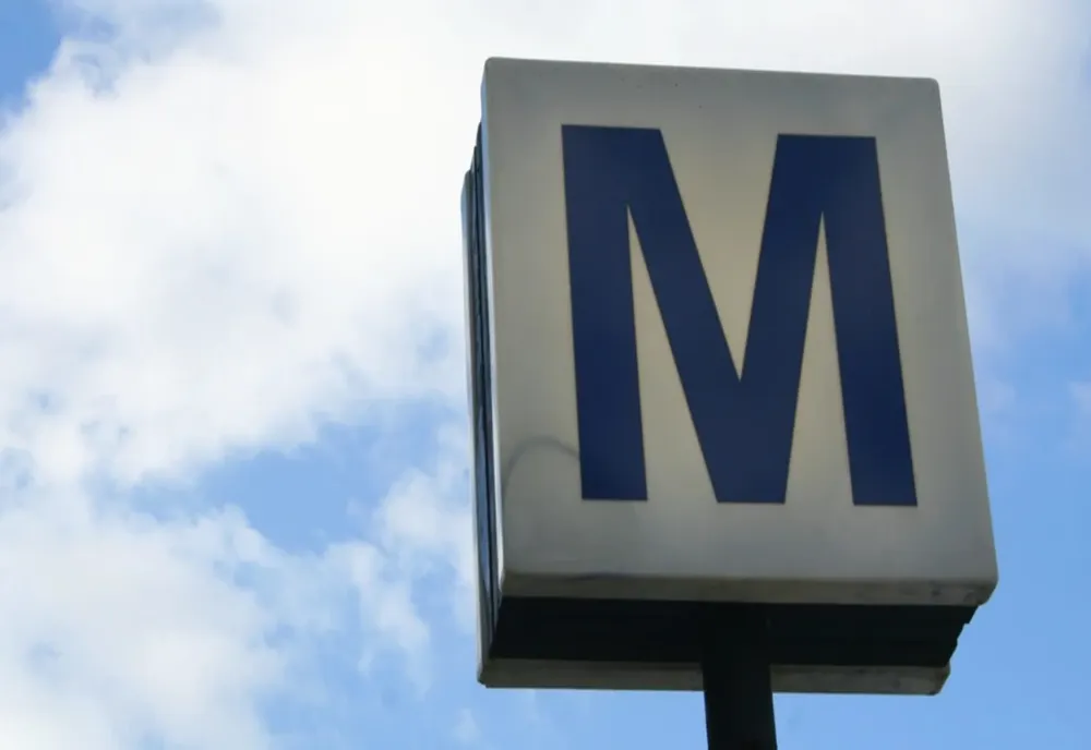 SINDICALIȘTII METROREX AMENINȚĂ CU GREVA