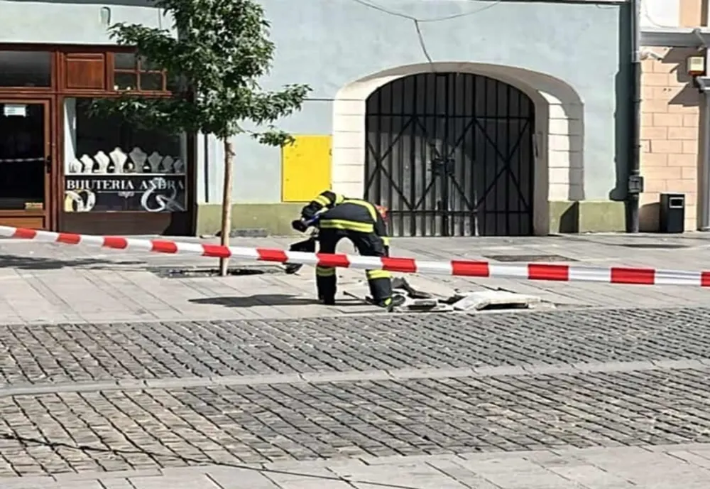 EXPLOZIE SUBTERANĂ ÎN CENTRUL SIBIULUI