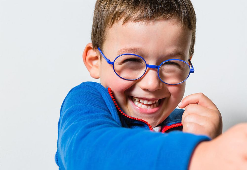 Primăria Capitalei va plăti ochelarii pentru copii. Află condițiile