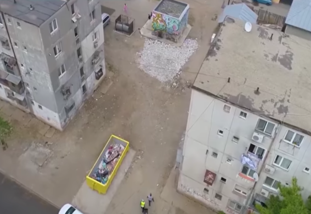 Curățenie în sectorul 5 al capitalei. Daniel Florea a lustruit Aleea Livezilor