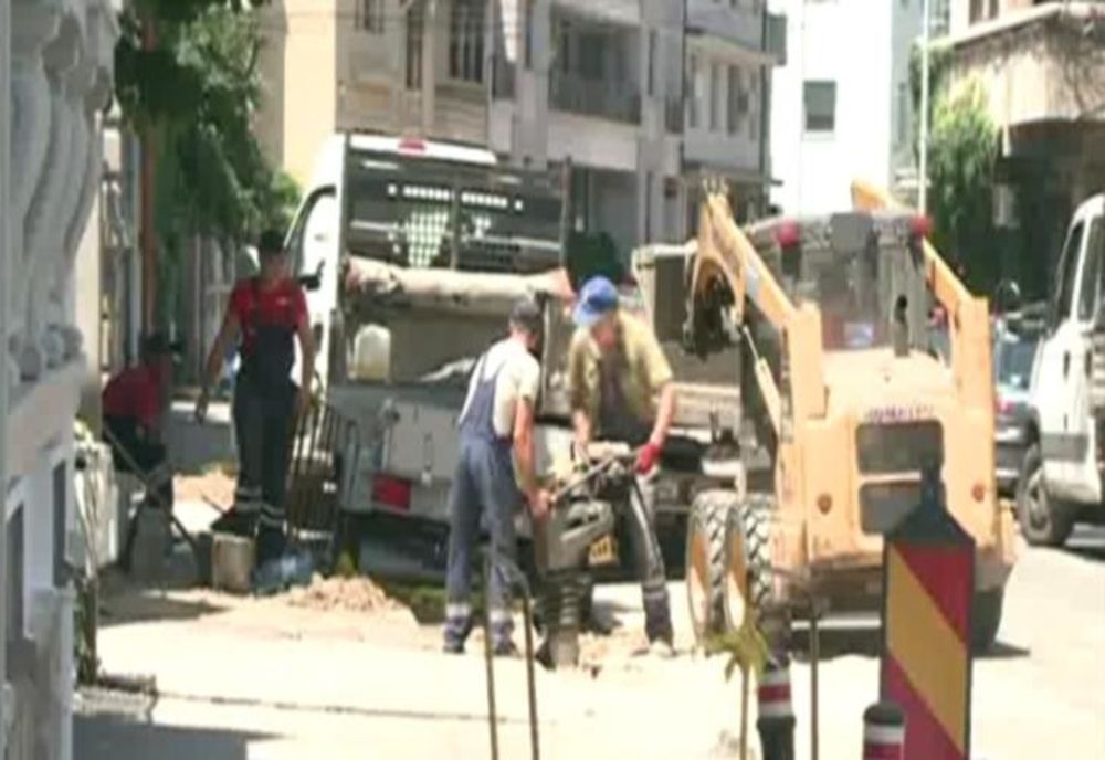 Șantier în centrul Capitalei: lucări care nu se mai termină, oameni revoltați - VIDEO
