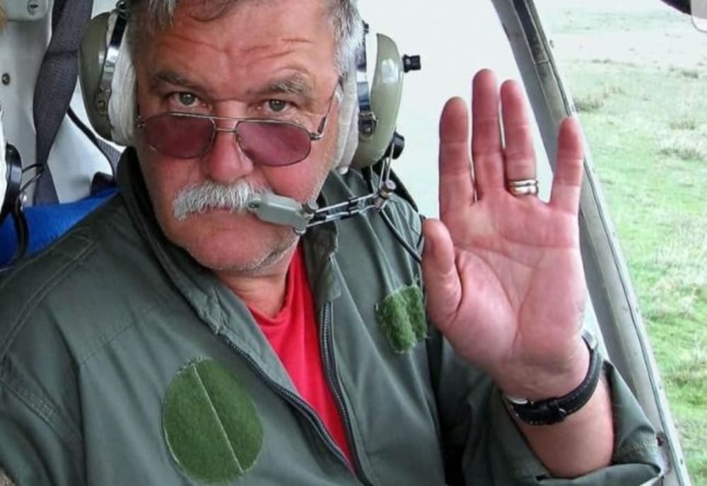 Unul dintre cei mai cunoscuți instructori de aviație din România, mort într-un accident, în Prahova