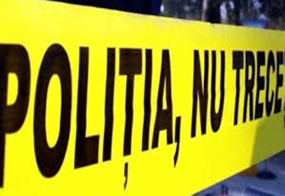 Membrii unei familii din Olt, găsiţi morţi în casă. Este vorba de patru persoane, printre care un copil de 13 ani