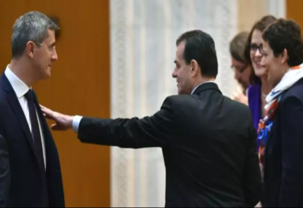 PNL, USR-PLUS și UDMR au semnat ACORDUL de coaliție în această seară. Orban: "Vom da României un guvern competent"