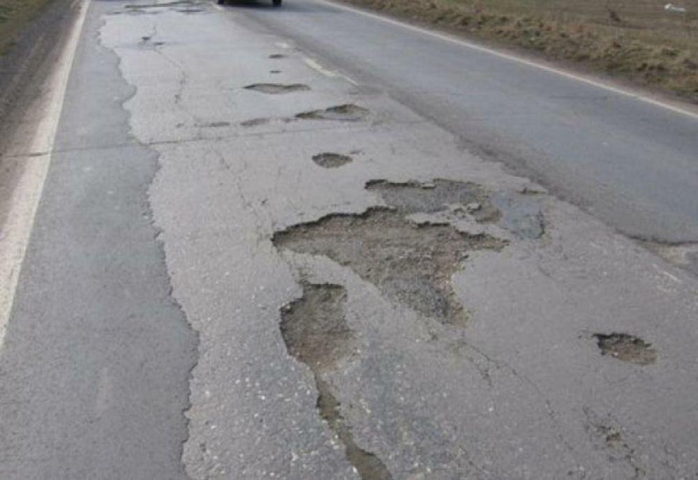 Un drum naţional care tranzitează judeţele Gorj, Vâlcea, Olt şi Argeş, în stare deplorabilă