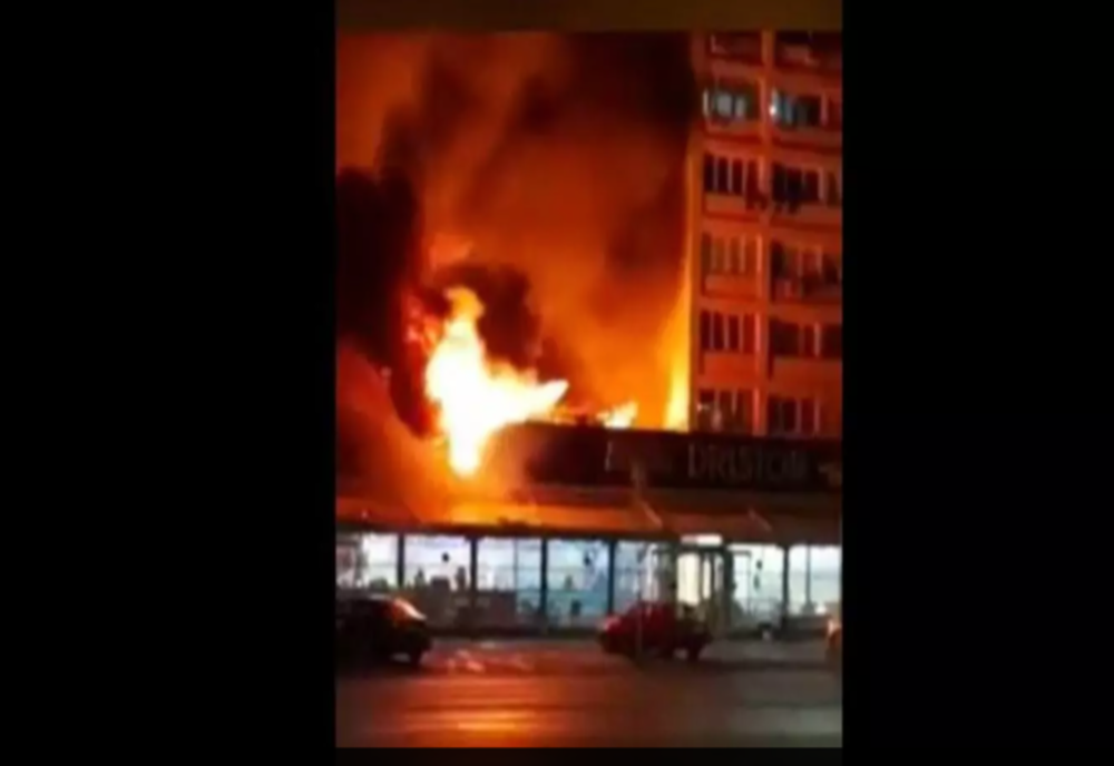 Incendiu uriaș la o celebră shaormerie din București - VIDEO