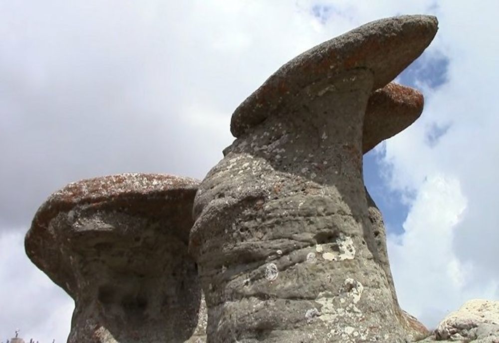 Prefectura Prahova: Monumentele naturale Babele și Sfinx rămân în domeniul public al orașului Bușteni