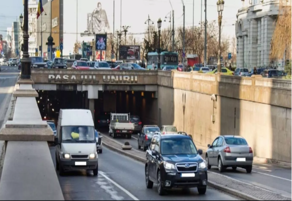 Pericol major în Capitală! Pasajele rutiere stau să cadă în orice moment