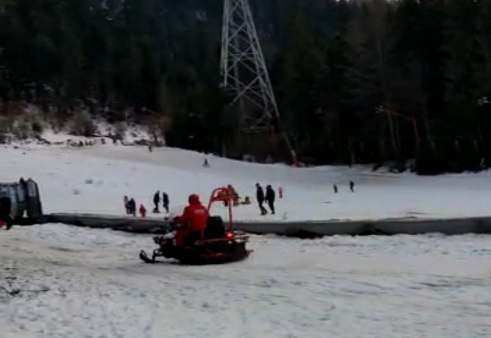 4 turişti blocați pe munte, în Masivul Postăvarul!