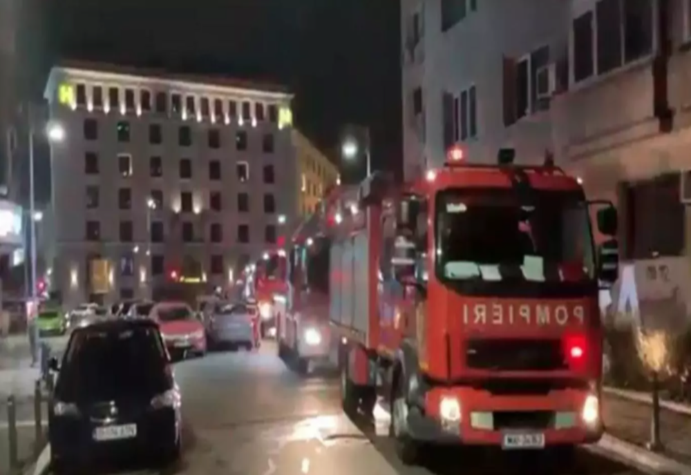 Incendiu într-un bloc din București, în zona Piața Amzei. Locatarii evacuați