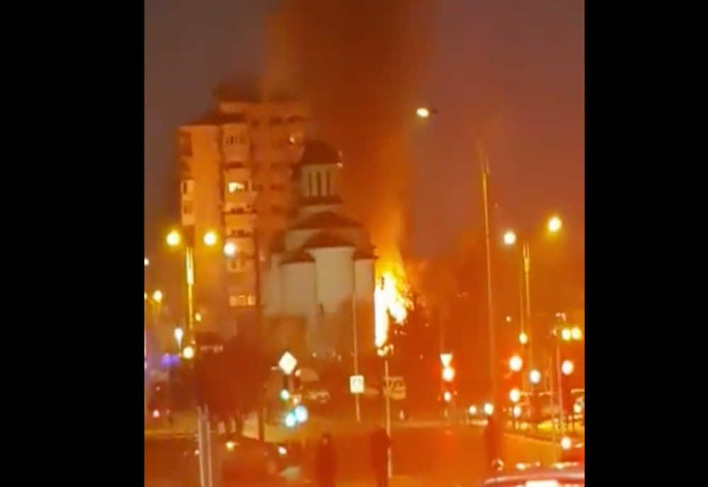 Incendiu în curtea bisericii de la intersecția Doamna Ghica cu Șoseaua Colentina