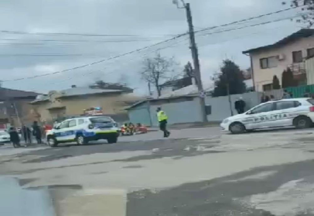 Mașină de poliție, implicată într-un accident TERIBIL, în Capitală: Victimele sunt copii. Unul dintre ei este rănit GRAV