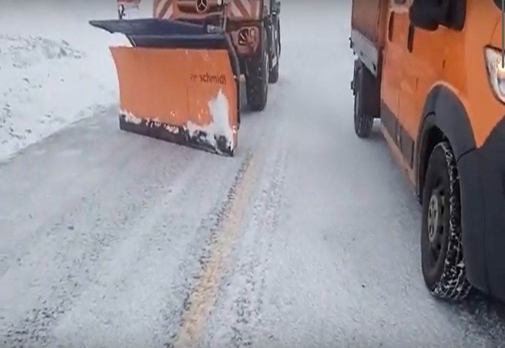 VIDEO | Ninsoare şi viscol, pe Transalpina
