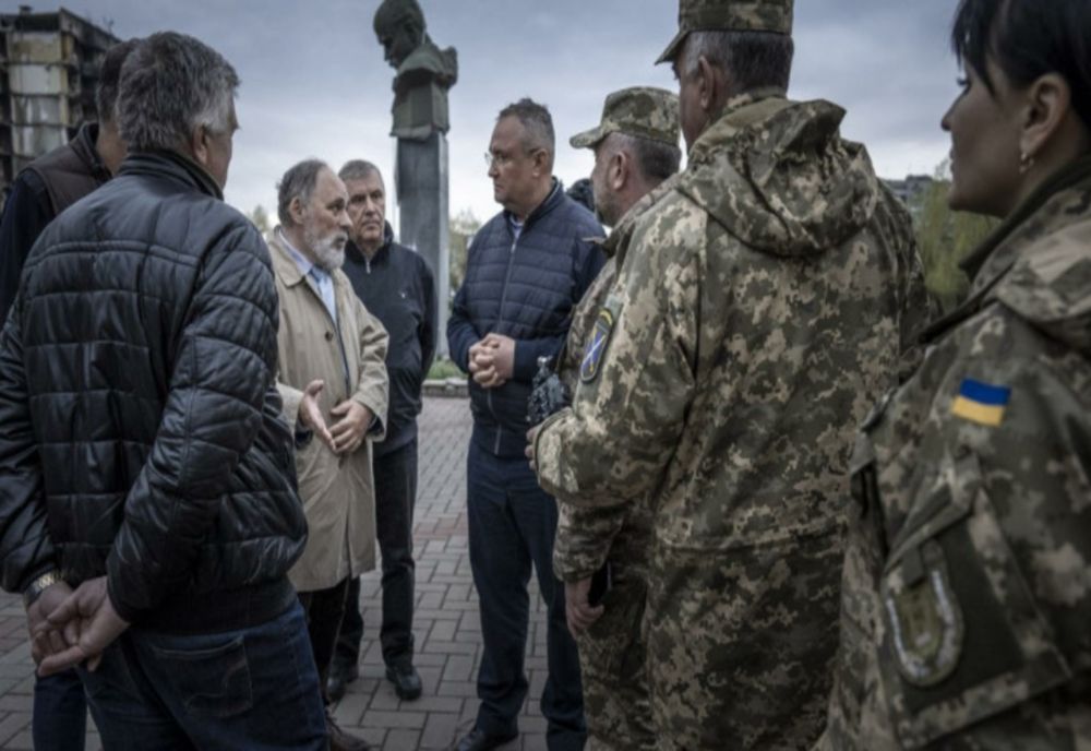 Nicolae Ciucă, la punctul de trecere a frontierei cu Ucraina, joi - Vama feroviară, redeschisă după 15 ani