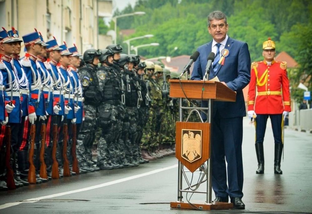 Gabriel Oprea, președintele UNPR și al Uniunii Militarilor și Polițiștilor "Mihai Viteazul": Este bine că în această perioadă avem premier un militar. Mesaj de forță pentru români - strategia partiduluiv