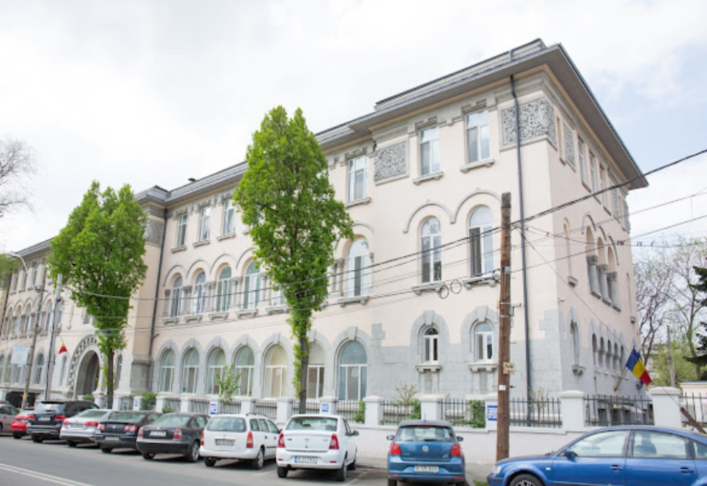 Maternitatea Giulești a rămas fără apă caldă. S-au spart țevile Termoenergetica