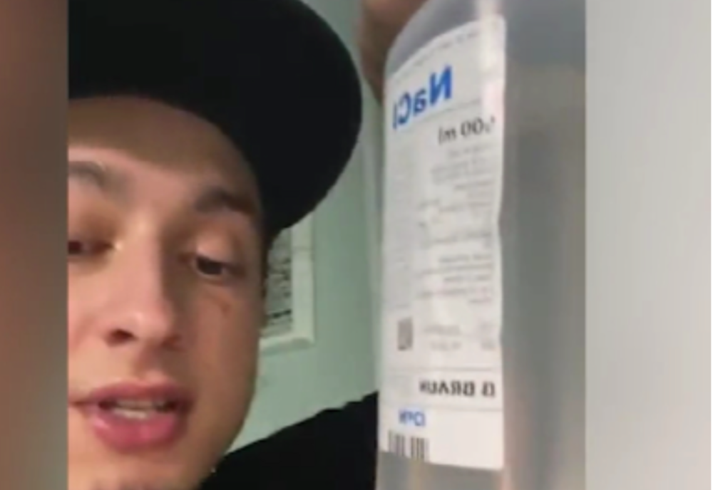 Mascații au descins la Spitalul Floreasca, după ce unul dintre prietenii lui Vlad Pascu a dat spargerea, în căutare de stupefiante