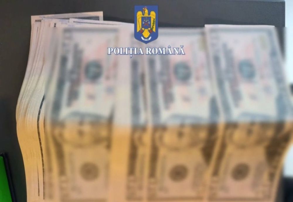 O tânără din Bucureşti a furat banii părinţilor şi a înlocuit bancnotele cu unele false