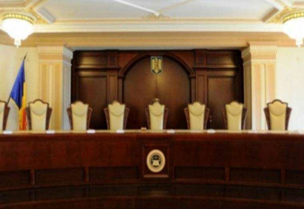 CCR SE REUNEȘTE ÎN ȘEDINȚĂ PENTRU A CONSTATA VACANȚA FUNCȚIEI DE PREȘEDINTE A ROMANIEI