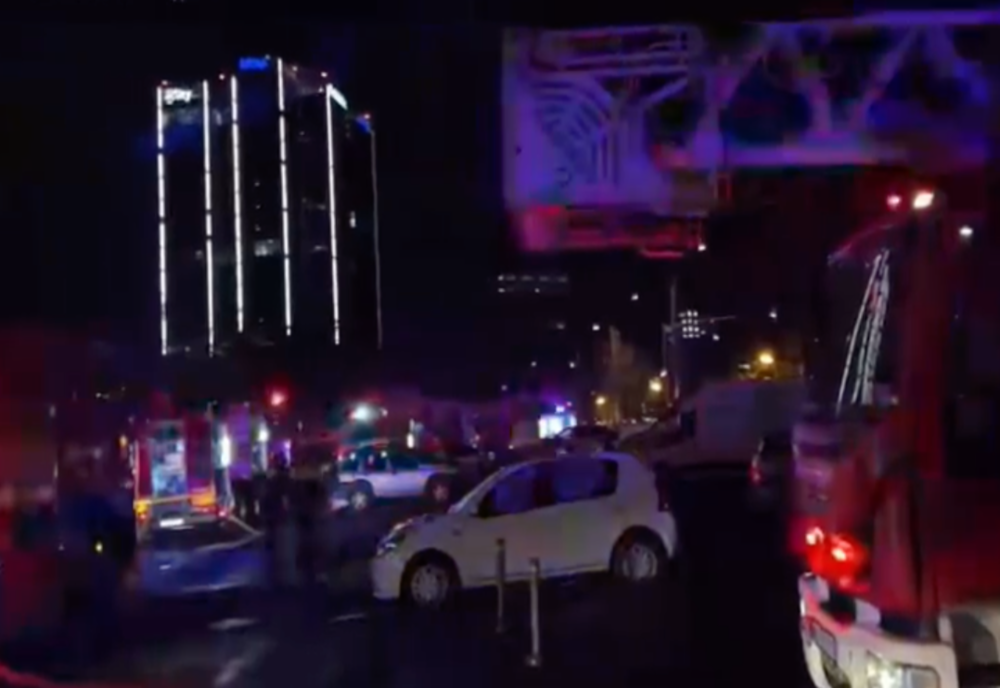 INCENDIU PUTERNIC ÎN PIAȚA MATACHE DIN SECTORUL 1 AL CAPITALEI