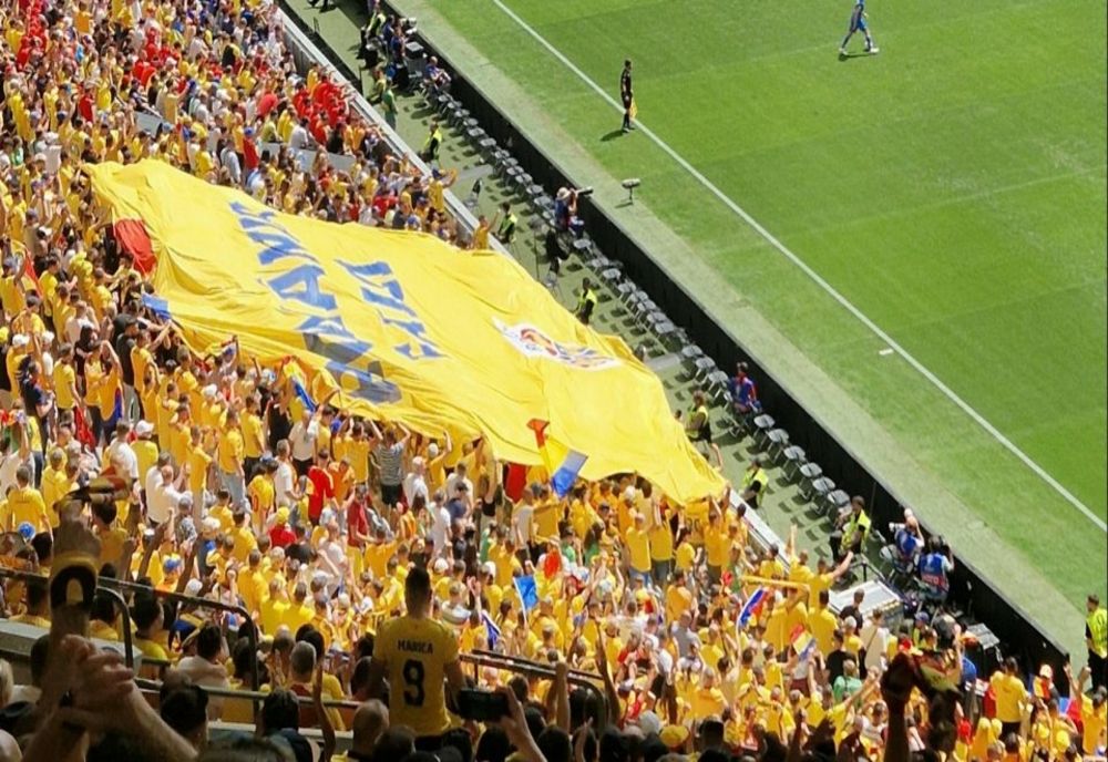 FOTBAL: ROMÂNIA – BOSNIA, CU CASA ÎNCHISĂ!