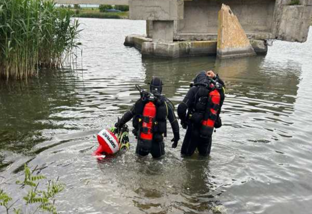 TRAGEDIE LA MEDGIDIA. UN BĂRBAT A MURIT DUPĂ CE A CĂZUT CU FIUL SĂU ÎN CANALUL DUNĂRE-MAREA NEAGRĂ 
