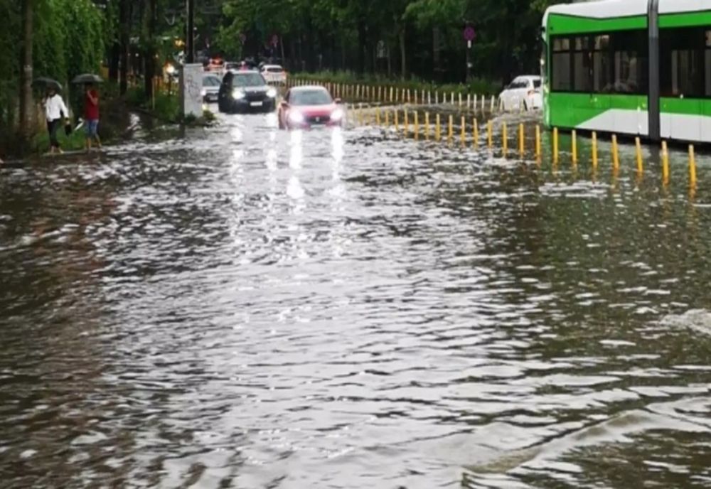 PREFECTUL ANDREI NISTOR ANUNȚĂ MĂSURI SPECIALE ÎN CONTEXTUL URGIEI CARE SE ABATE ASUPRA CAPITALEI