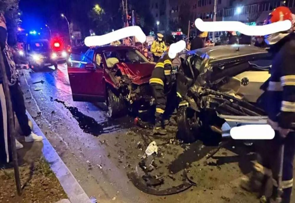 ACCIDENT TERIFIANT ÎN RAHOVA: TREI MAȘINI IMPLICATE
