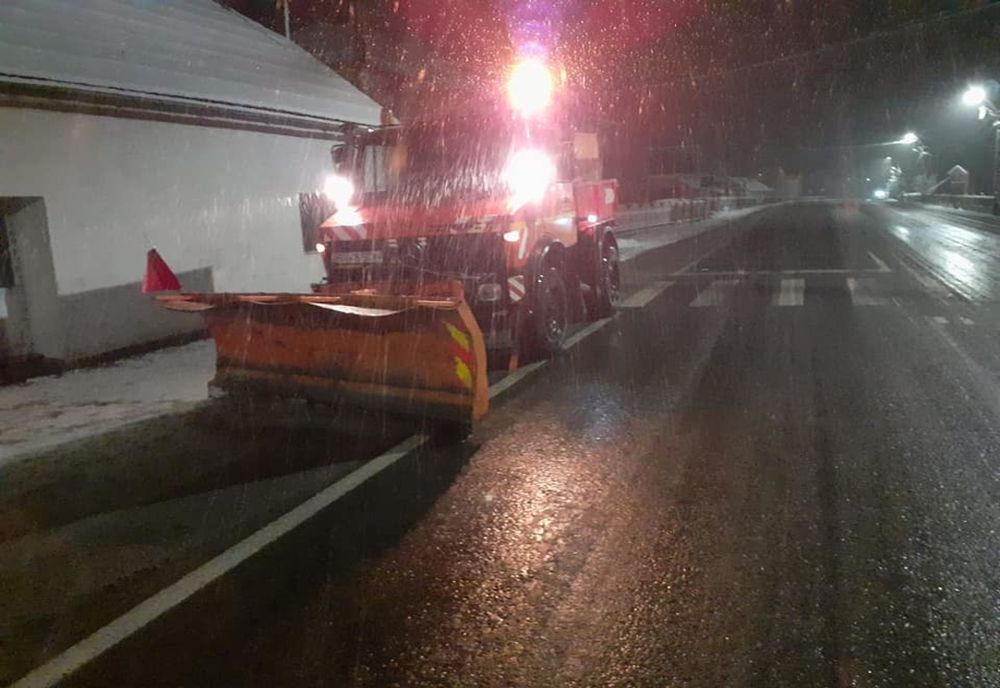 Iarna lovește din nou România: Cod galben în 25 de județe, până la 15 cm de zăpadă în București