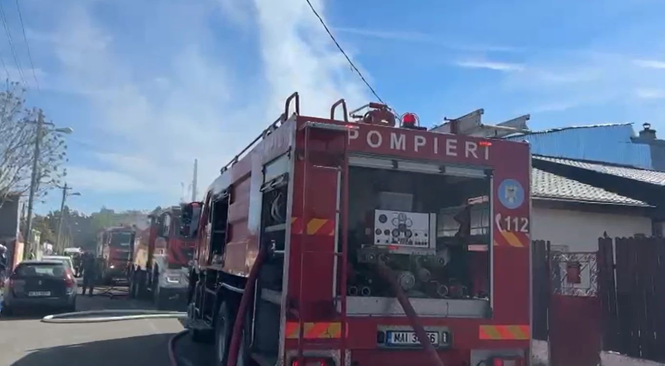 Incendiu București