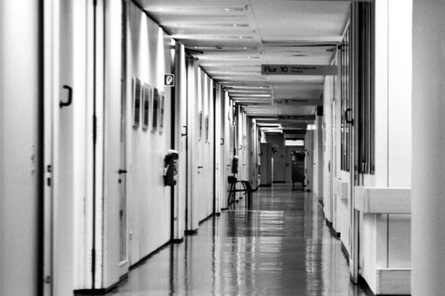 Programul spitalelor din București în perioada Sărbătorilor Pascale