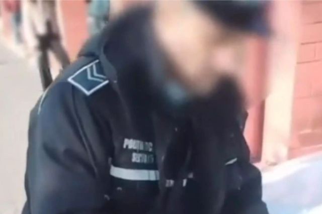 Scandal în Sectorul 5: Un polițist local a ajuns la spital după ce ar fi fost lovit cu mașina de o femeie. Motivul conflictului