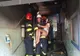 Explozie urmată de un incendiu, într-un bloc din cartierul Giulești
