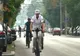 VIDOE - Klaus Iohannis a venit cu bicicleta la birou