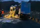 Trafic blocat, pe Valea Oltului. Impact nimicitor între două TIR-uri: un mort, 2 răniți