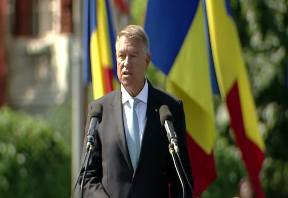 Klaus Iohannis, la ceremonia de la Arcul de Triumf: „Nu ne vom uita  niciodată eroii” - Realitatea de București